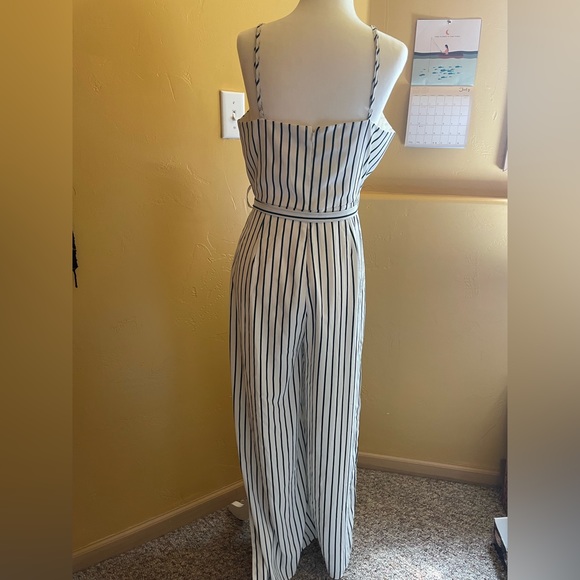 Guess striped jumpsuit size M - Picture 3 of 6